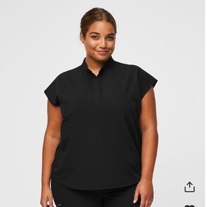 FIGS Rafaela Oversized Scrub Top™️ (1/2)